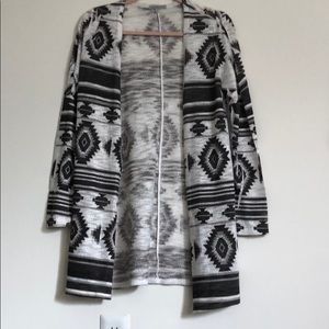 Black and white print cardigan